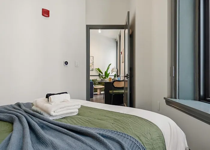 Stylish 1br Downtown Apartment, Nfl Draft Apartment