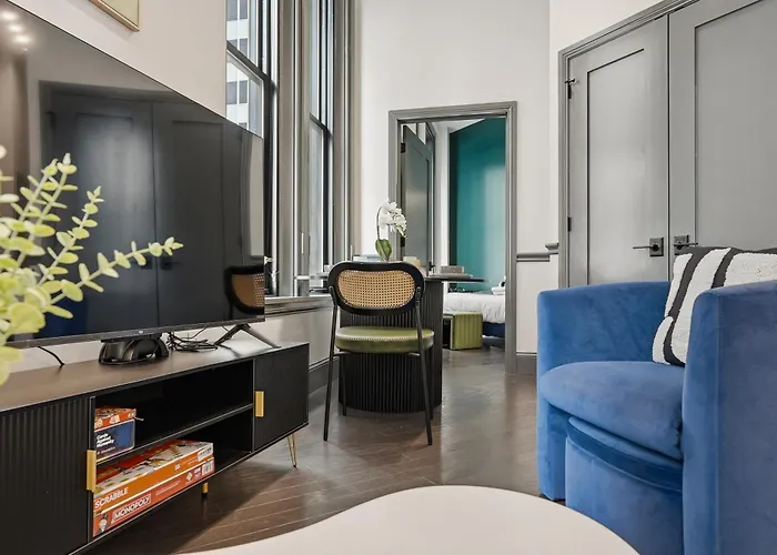 Stylish 1br Downtown Apartment, Nfl Draft Apartment