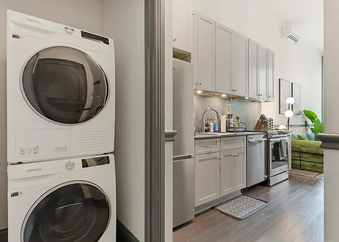 Stylish 1br Downtown Apartment, Nfl Draft Pittsburgh