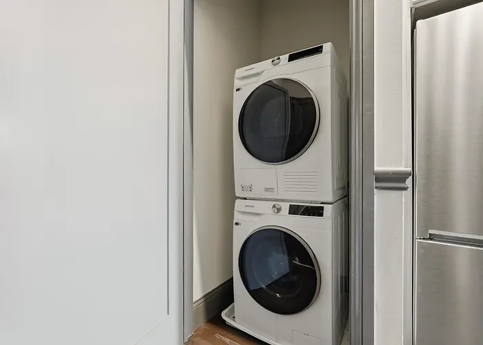 Stylish 1br Downtown Apartment, Nfl Draft Apartment Pittsburgh